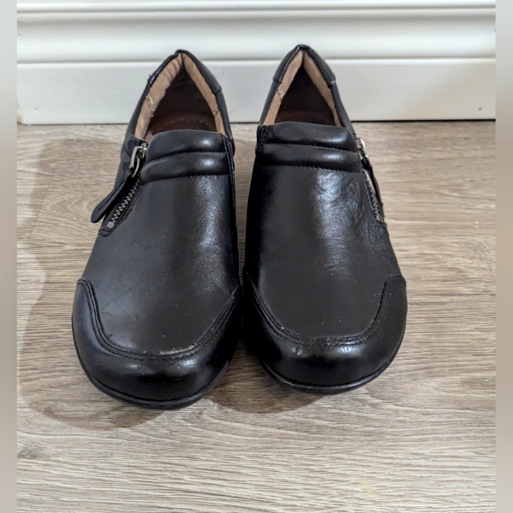 Women's Natural Soul Shoes - Size 6M
